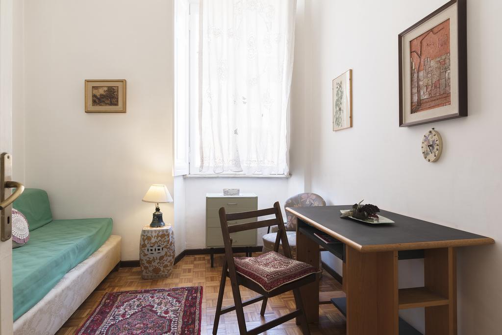 Flower'S Market Apartment - Charme Holidays Rom Exterior foto