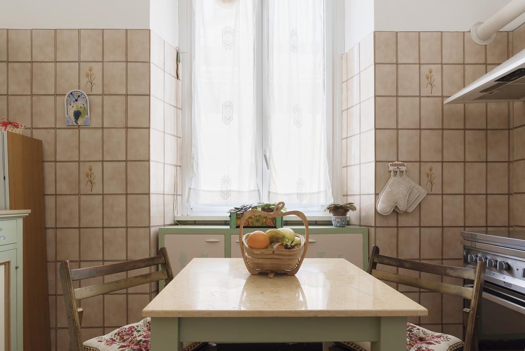 Flower'S Market Apartment - Charme Holidays Rom Exterior foto
